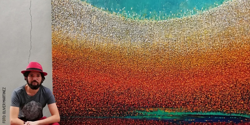 2402 Oliver Martinez Pintura