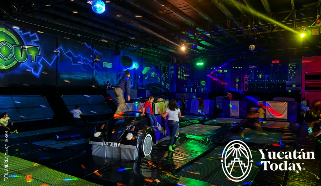 2404 Actividades para niños trampolines by Andrea Mier Y Teran