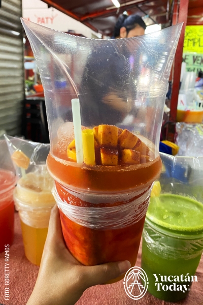 2405 Bebidas frescas de mango, chaya by goretty ramos