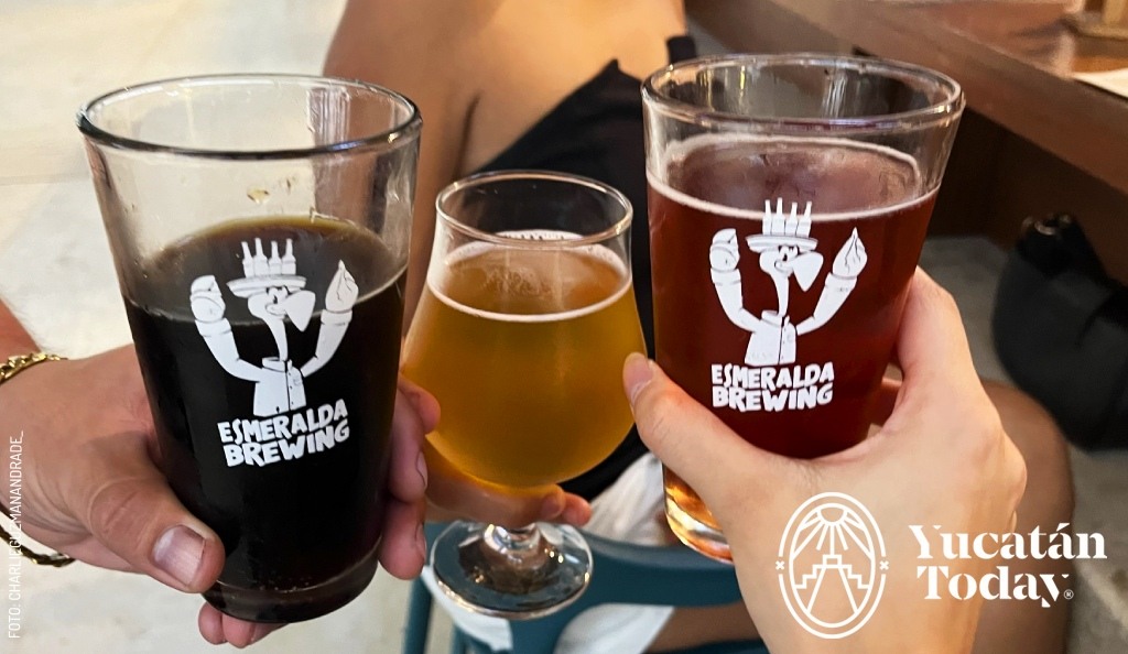 2405 Esmeralda Tap Room Bebidas en la Plancha by Charlie G