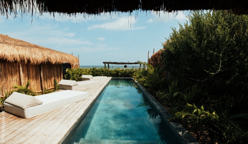 2406 Hotel Casa Ku Club de playa Chicxulub San Bruno Terraza con piscina by Hotel Casa Ku