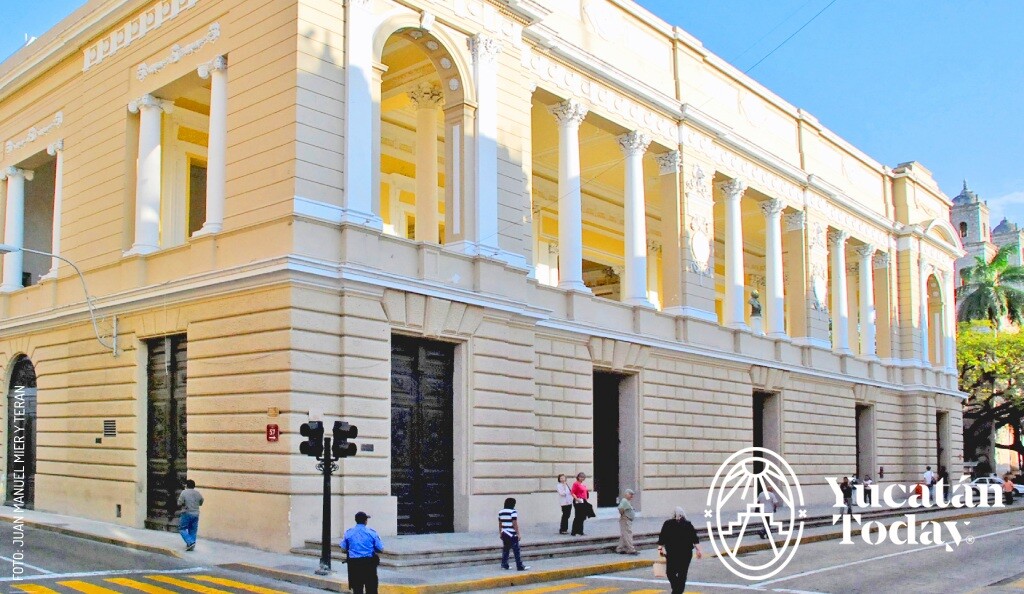 2406 Teatro Jose Peon Contreras by Juan Manuel Mier y Teran