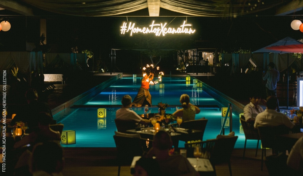2407 Hacienda Xcanatun Piscina con mesas Thai Fest