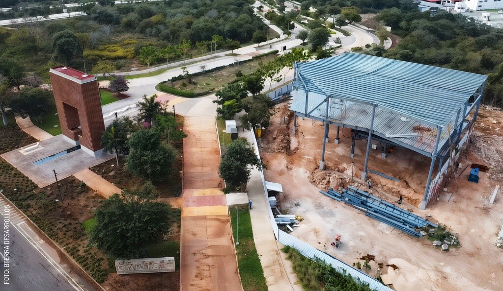 2408 Capitol Mérida Bterra Vista Aerea slogo