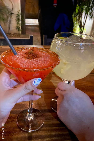 2408 Tropico 56 Actividades Nocturnas Mérida Bebidas by Sharon Cetina (1)