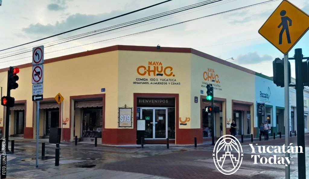 2409 Maya Chuc Cafeterías MéridaFachada by Luna Barrera