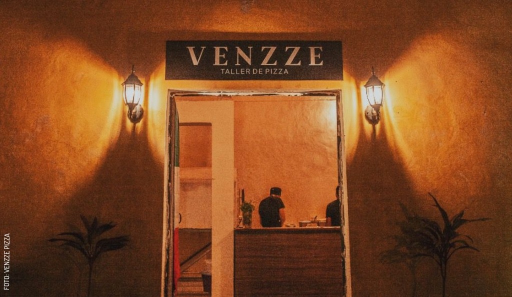 2411 Venzze Pizza Fachada Maní by Venzze Pizza