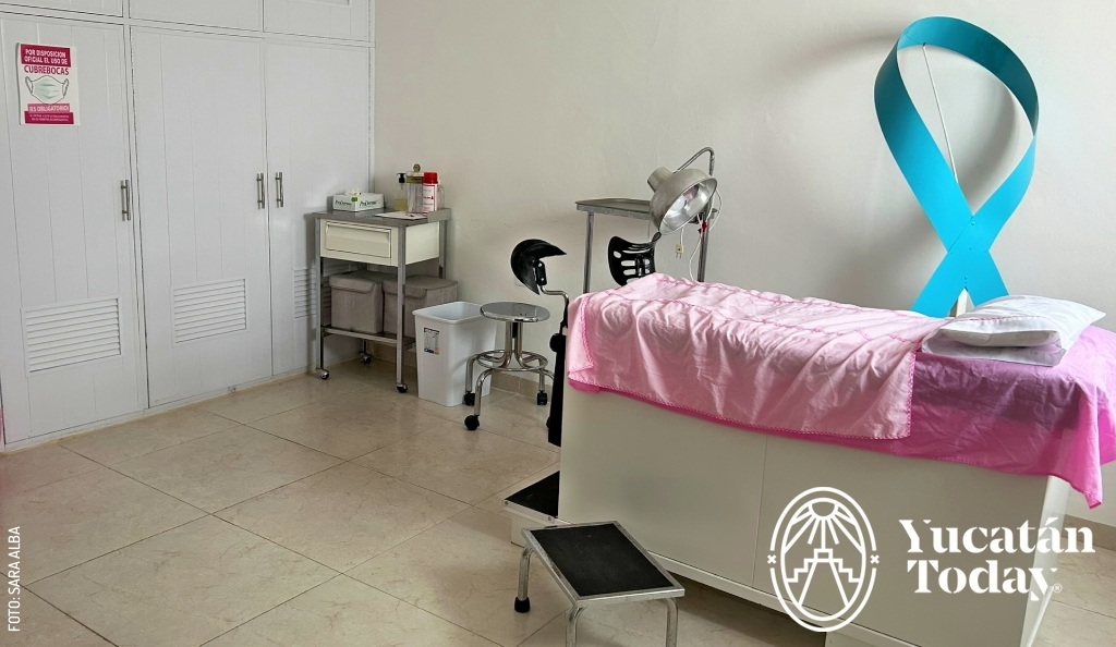 2412 AMYCC Mérida Consultorio by Sara Alba