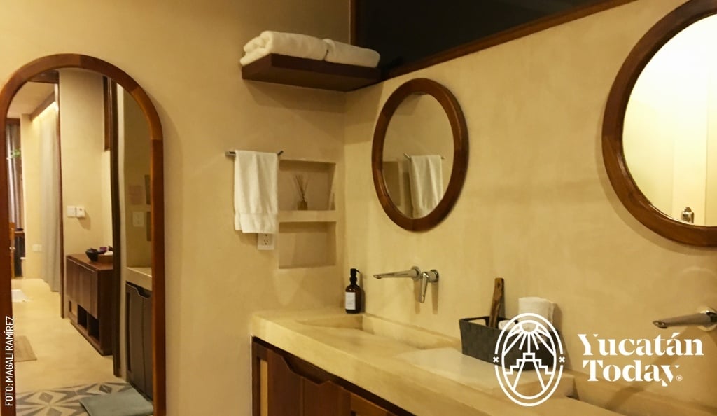 2412 Destino Mio Baño Chukum by Magali Ramirez