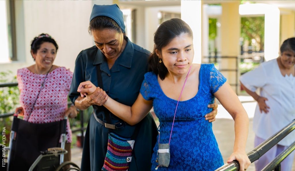 2501 Ciudad Vicentina Atencion