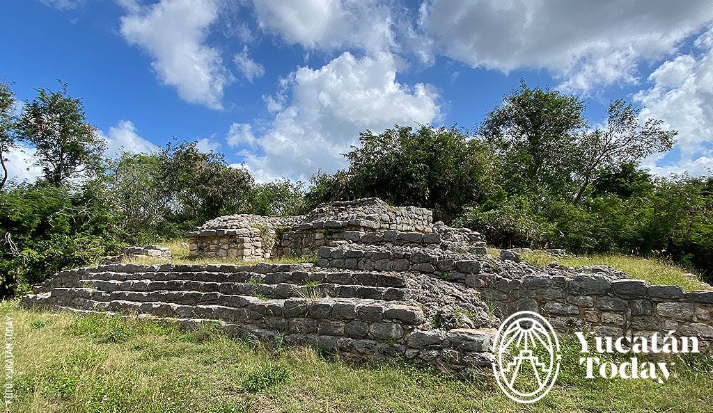Acanceh-Piramide-El-Observatorio-by-Yucatan-Today