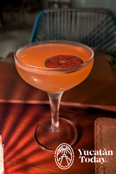 Anonima-by-Alicia-Navarrete