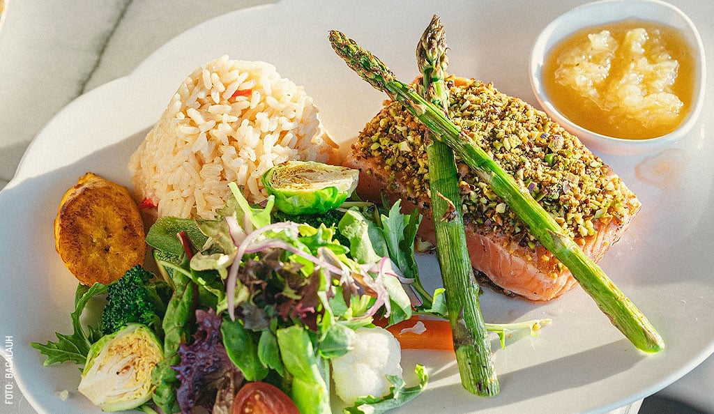 Bacalauh-restaurante-en-Progreso-salmon-by-Bacalauh