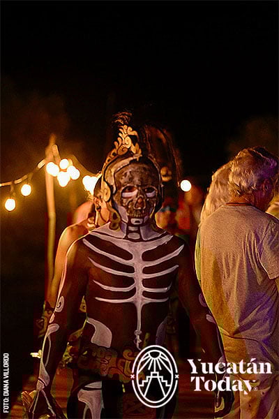 Camino-de-las-Animas-en-Rio-Lagartos-Janal-Pixan-guerrero-by-Diana-Villordo