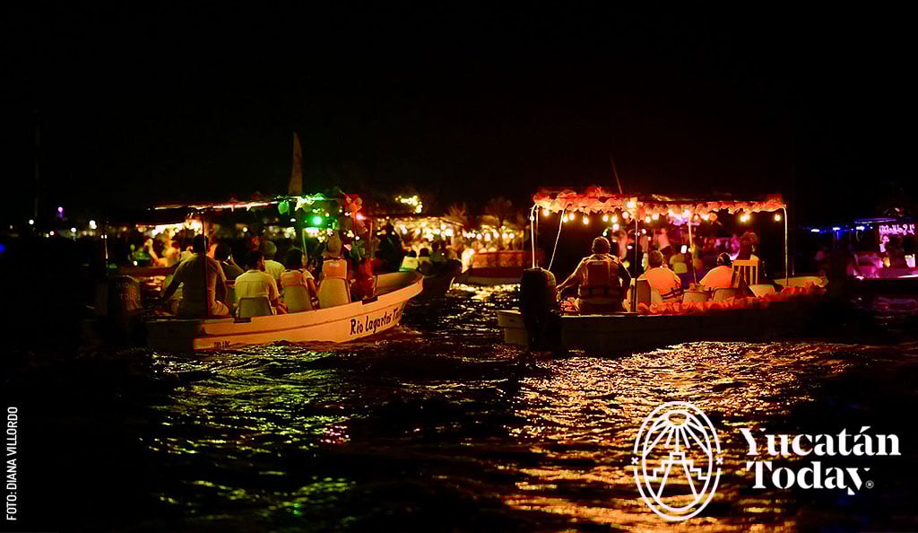 Camino-de-las-Animas-en-Rio-Lagartos-Janal-Pixan-lanchas-by-Diana-Villordo