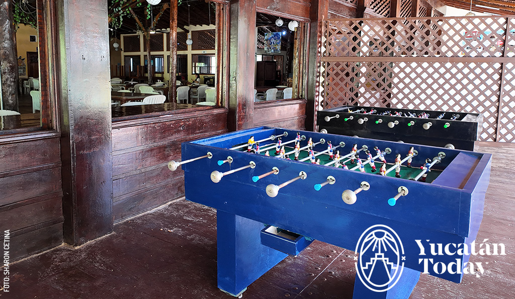 Capita-Tarraya-restaurante-en-Telchac-Puerto-juegos-by-Sharon-Cetina