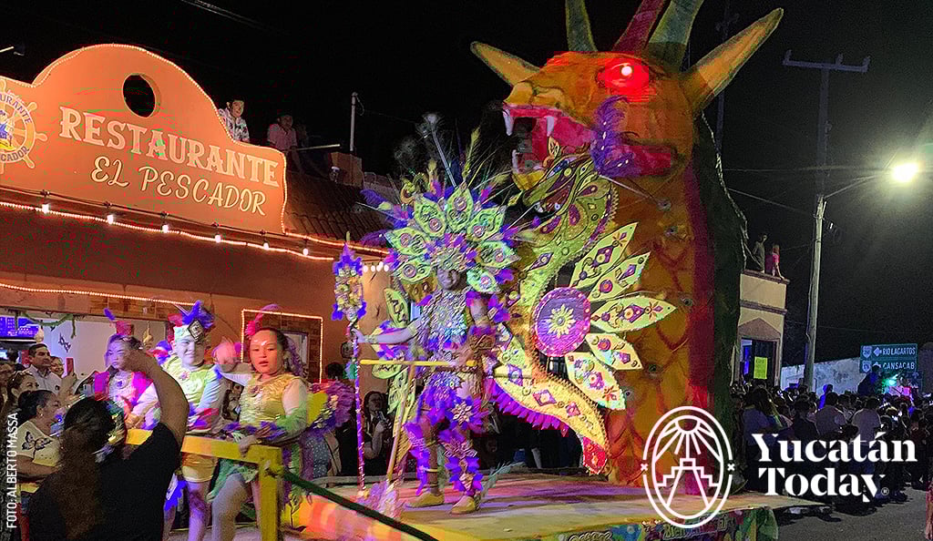 Carnaval-de-Dzilam-de-Bravo-2-by-Alberto-Massa