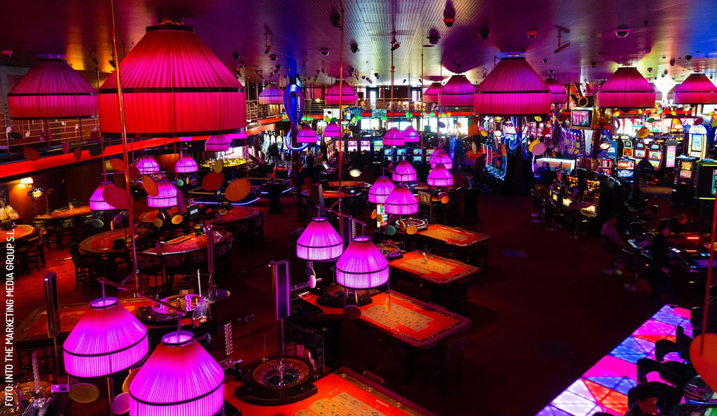 Casino-Circus-Merida-by-Leolytics