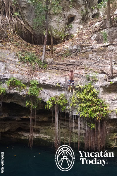 Cenote-Lol-Ha-by-Mark-Viales
