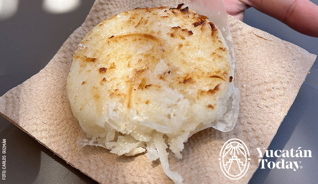 Dominguera-de-coco-dulces-de-coco-yucatecos-by-Carlos-Guzman-Andrade