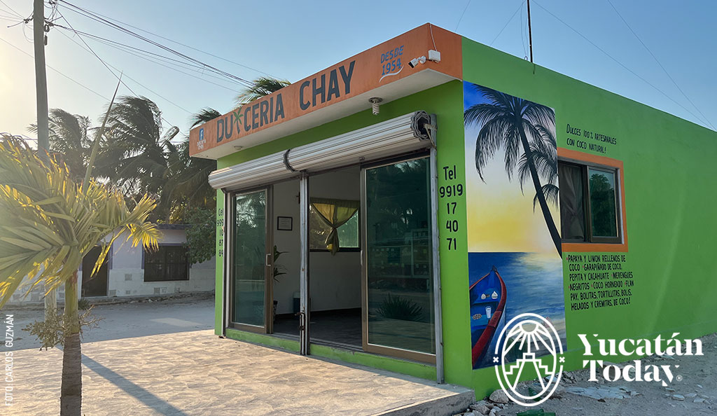 Dulceria-Chay-dulces-de-coco-Telchac-Puerto-by-Carlos-Guzman-Andrade