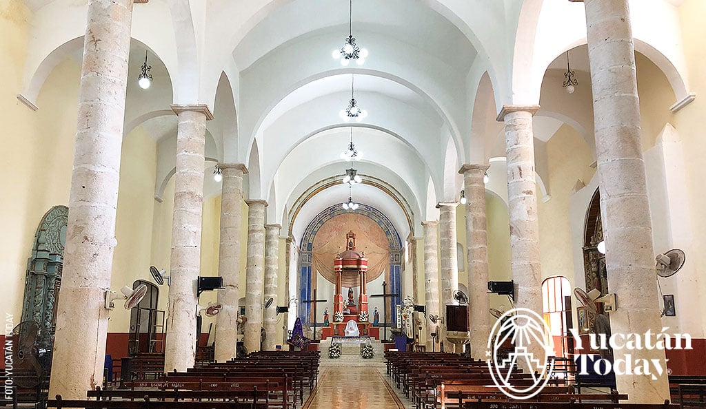 Ex-Convento-y-Parroquia-de-San-Pedro-y-San-Pablo-en-Teabo-interior-by-Andrea-Mier-y-Teran