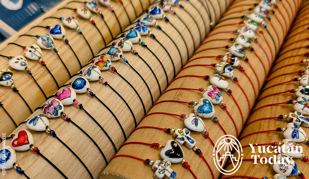 Expo-Tlaqueparte-Pulseras-by-Alicia-Navarrete