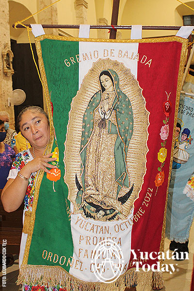 Gremios-Virgen-de-Guadalupe-estandarte-Acanceh-by-Leobardo-Cox-Tec