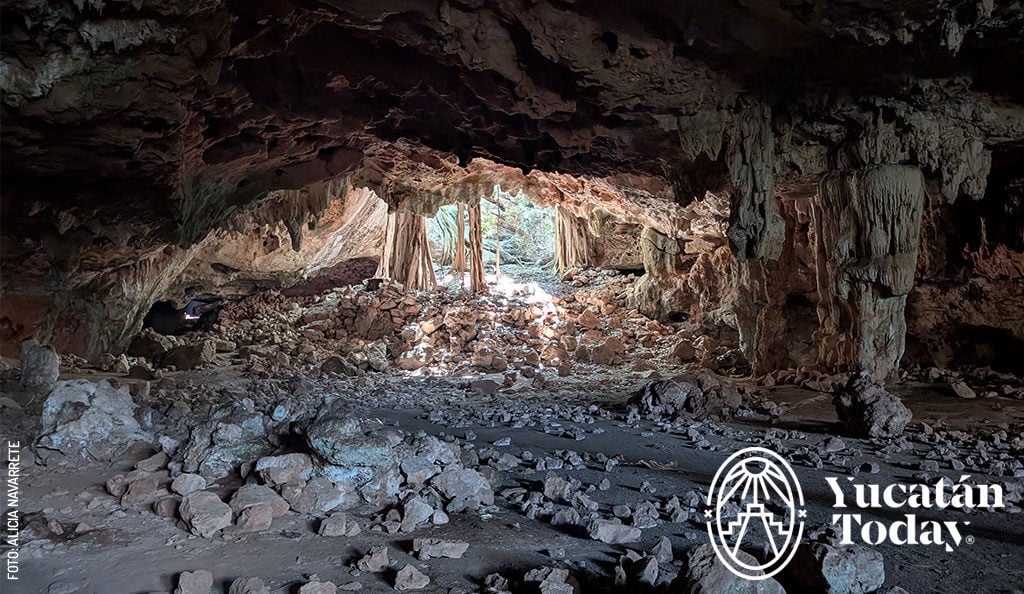 Gruta-Actun-Usin-by-Alicia-Navarrete