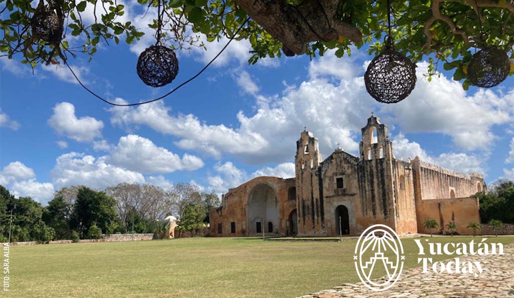 2303 Antiguo Convento de Maní by Sara Alba