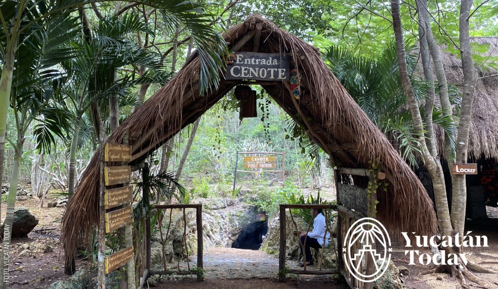 Entrada al cenote, Cenote Pueblo Fantasma by Yucatan Today