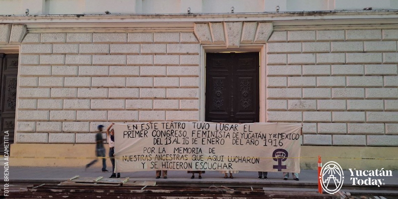 Primer congreso feminista by Corriendo con lobas