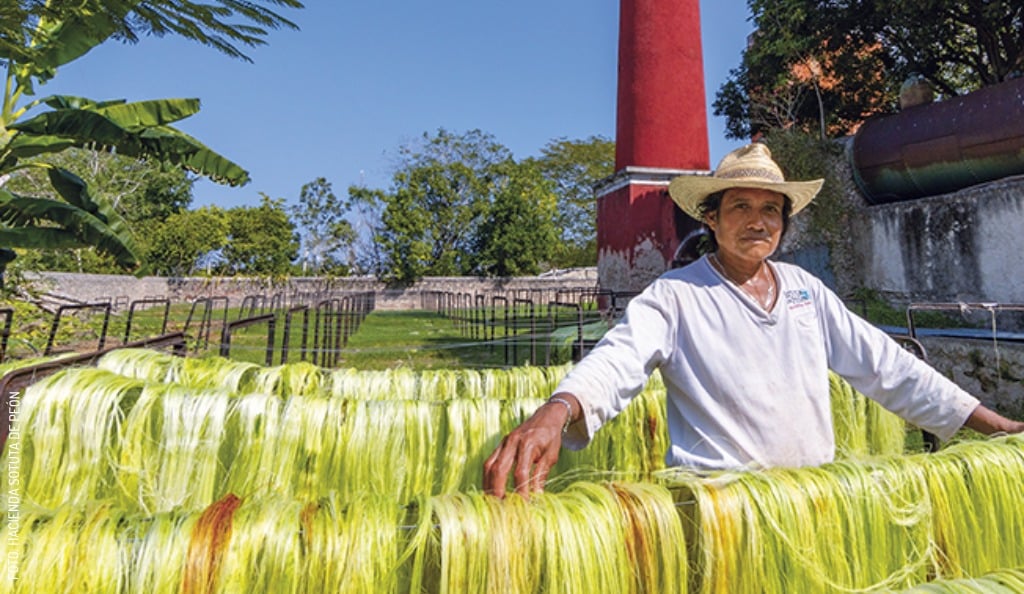 2402-Destacada-Hacienda-Sotuta-de-Peon