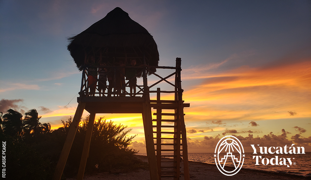 Camping-Sac-Ha-San-Crisanto-sunset-atardecer-amigos-playa-by-Cassie-Pearse-1