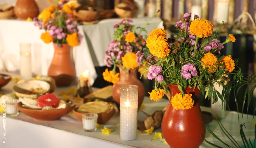 Janal-Pixan-altar-by-Alejandro-Molina-Poot-4