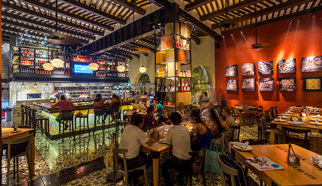 La-Tratto-Santa-Lucia-ambiance-restaurante-by-La-Tratto-3