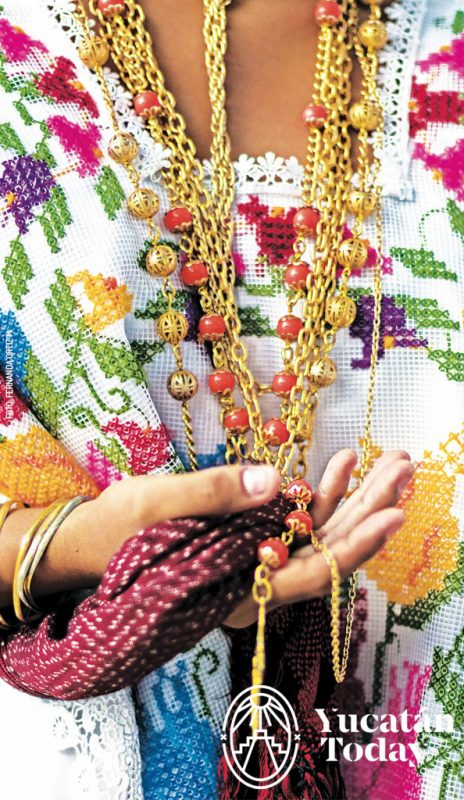 Mestiza-hipil-464x800-Dec-03-2023-01-53-10-7145-AM