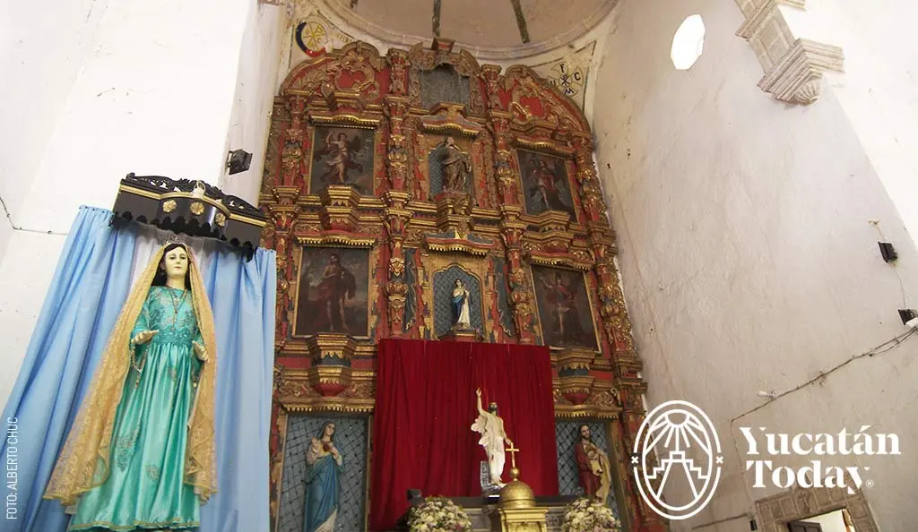 Retablo-Miguel-Cabrera-Iglesia-de-Tecoh-Nuestra-Señora-de-la-Asunción-by-Alberto-Chuc-330_0450