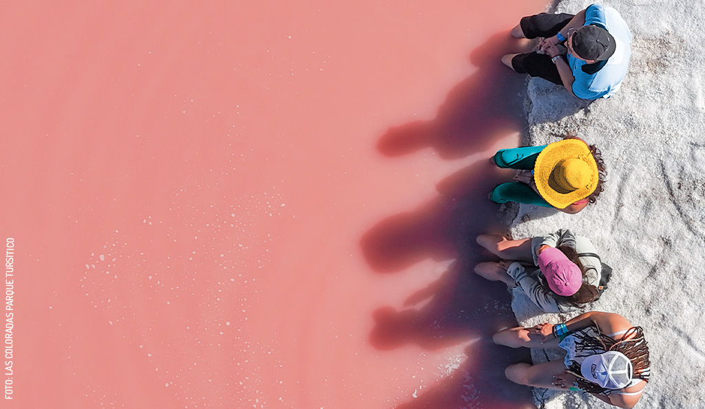 Las-Coloradas-parque-turistico-charca-rosa-by-Las-Coloradas