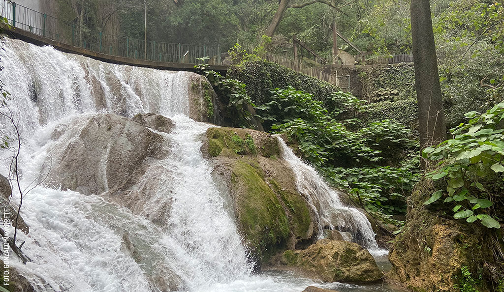 Monterrey-cascada