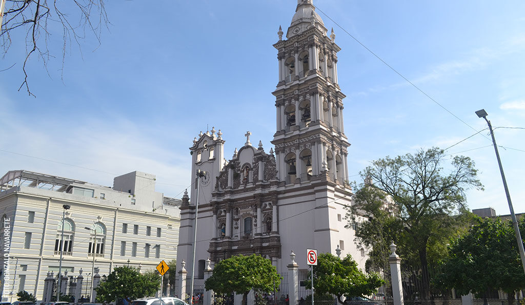 Monterrey-iglesia