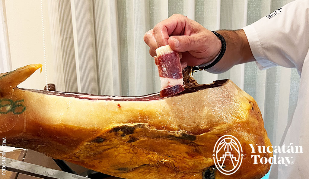 Nai-Conexion-Atlantica-restaurante-jamon-iberico-hotel-delfina-by-Sharon-Cetina