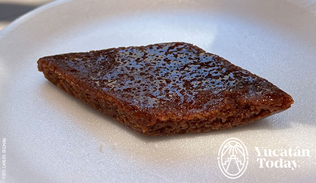 Negrito-de-coco-dulces-de-coco-yucatecos-by-Carlos-Guzman-Andrade