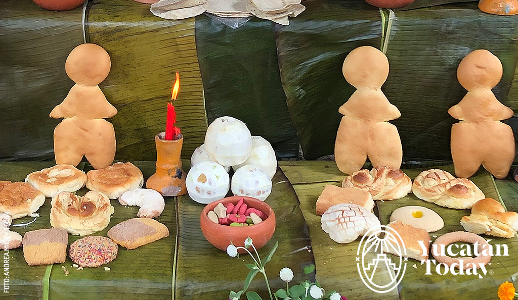 Pan-de-Finados-Janal-Pixan-altar-by-Andrea-Mier-y-Teran