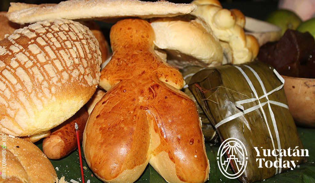 Pan-finados-tamal-altar-janal-pixan-by-Leobardo-Cox-Tec