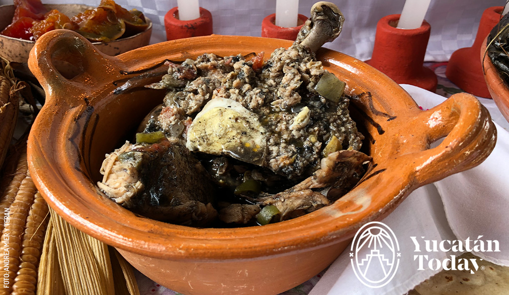 Relleno-Negro-Janal-Pixan-altar-by-Andrea-Mier-y-Teran