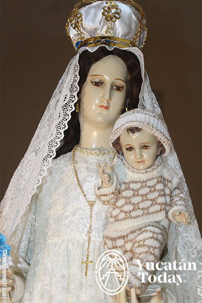 Virgen-de-la-Candelaria-en-Kanasin-2-by-Leobardo-Cox-Tec